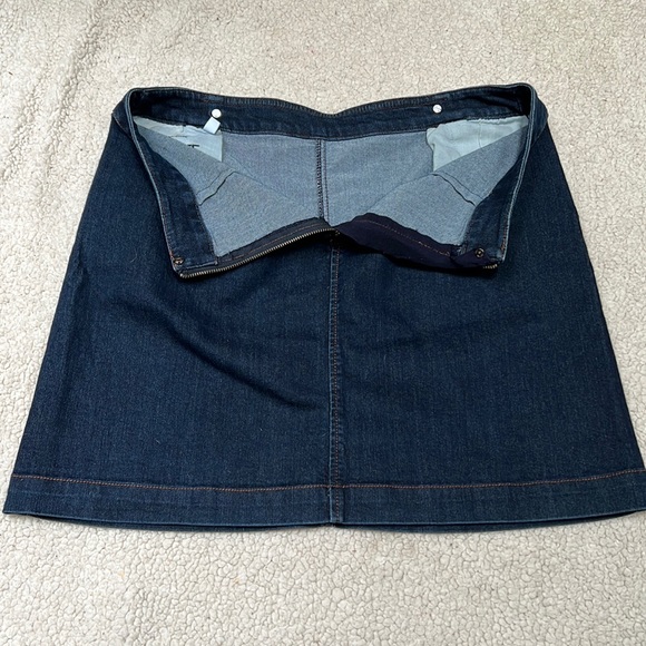 Ann Taylor LOFT basic navy cotton blend denim midi skirt pockets silver hardware - Picture 14 of 15